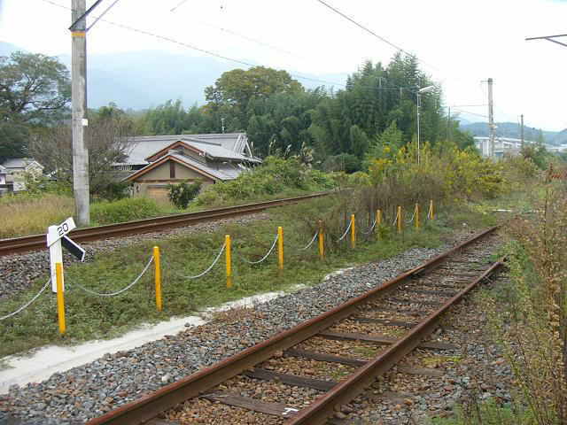 スイッチバック跡　線路に近づいてみたところ。